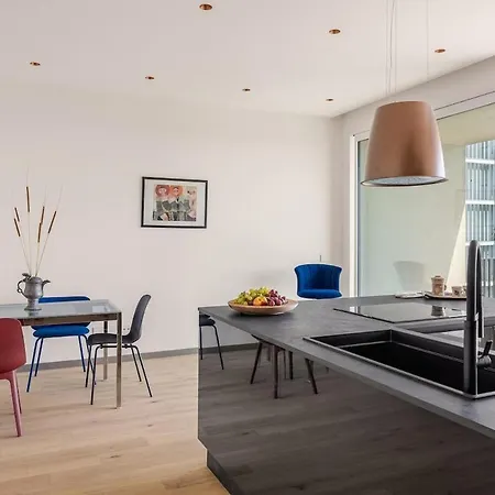 Top-floor Sea View With Pool Access 公寓 *