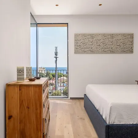 Top-floor Sea View With Pool Access 公寓